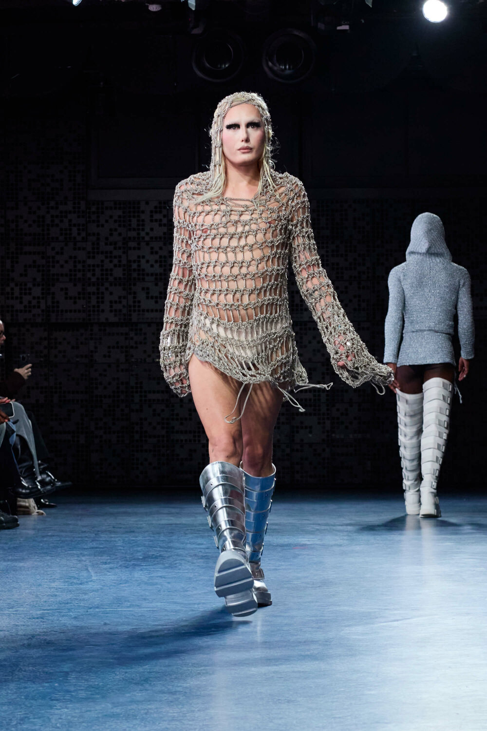 Fashion Show AW25-37